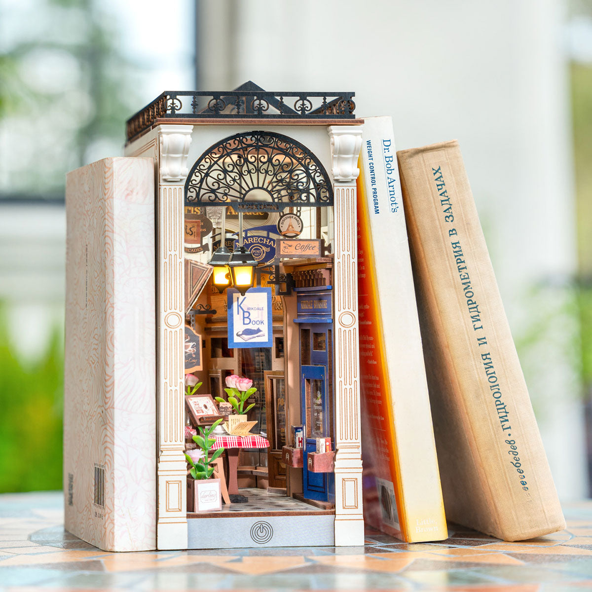 Rolife Arcade Dating DIY Book Nook Kit TGB10